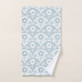 Japanese Floral Pattern in Soft Blue and White (Serviette à main)