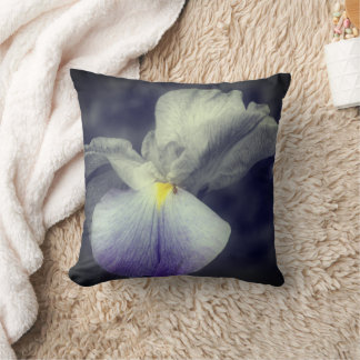 Japanese Iris Flower Kussen
