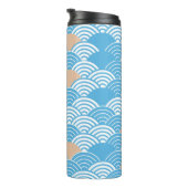 Japanese Waves Pattern Light Blue Beige Monograms Thermosbeker (Geroteerd rechts)