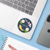 Japans Koi visvijver monogram Initiaal Sticker (Laptop met iPhone)