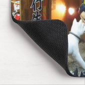 Japanse Humor - Dog Pulling Pants Down Muismat (Hoek)