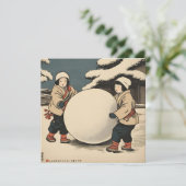 Japanse kinderen die grote sneeuwballen rollen (Staand voorkant)