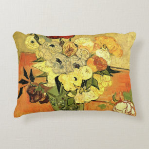 Japanse Vaas, Rozen, Anemonen door Vincent van Gog Decoratief Kussen