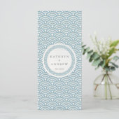 Japonais Seigaiha Waves Elegant Beach Wedding Menu (Debout devant)