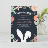 Jardin Bunny | Invitation de fête d'anniversaire d (Debout devant)