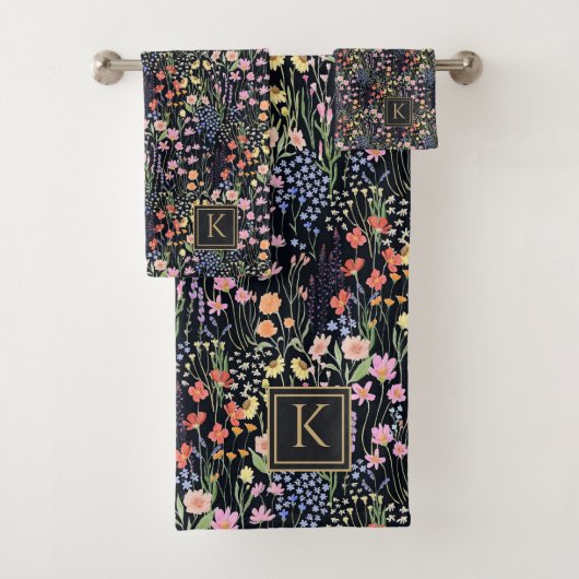 Jardin Monogramme Fond Foncé Fleur de Fleur Sauvag (En situation)