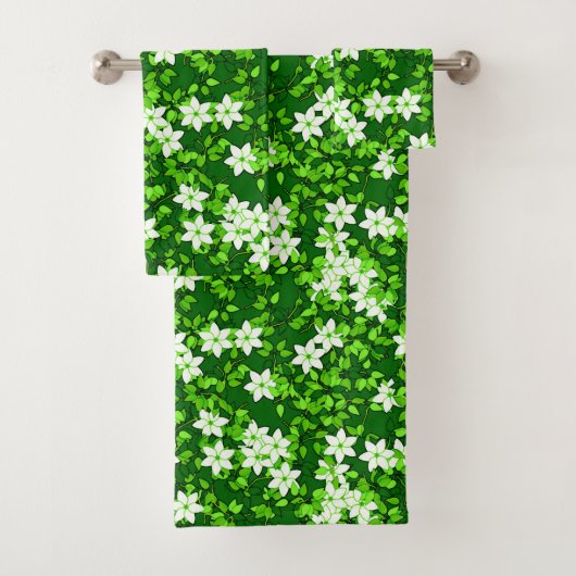 Jasmin Blanc Parmi Les Feuilles Verts (En situation)