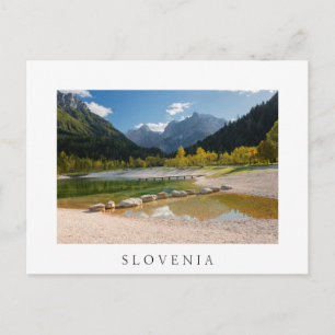 Jasna-meer in de Sloveense Alpen in herfst Briefkaart