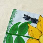 Jaune bleu Ultra Violet Floral Beach Serviette (En situation)