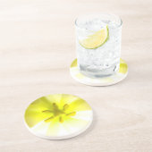 Jaune clair à l'intérieur d'un Dessous de verre de (Côté)