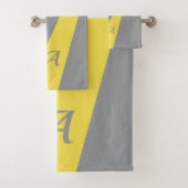 Jaune gris moderne élégant chic audacieux monogram (En situation)