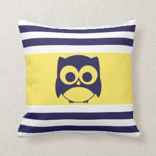 Jaune mignon de bleu marine du coussin   de hibou