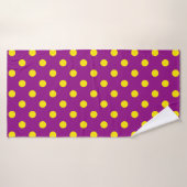 Jaune sur violet Pois design Motif (Serviette de bain)