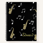 Jazzy Saxophone en Musical Notes Notitieboek (Voorkant)