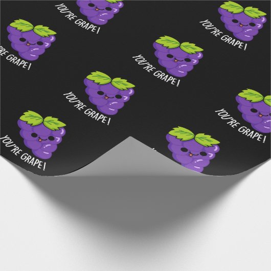 Je bent Grape Funny Fruit Pun Dark BG Cadeaupapier (Hoek)