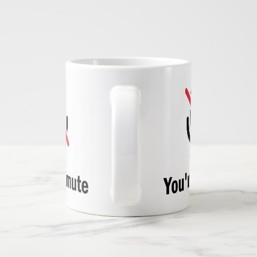 Je bent op stomme stomme Funny. Extra Grote Beker (Achterkant)