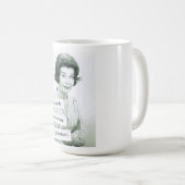 Je corrige silencieusement votre tasse de (Devant droit)