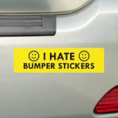 Je déteste les stickers pare-chocs (En voiture)