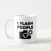 Je flash les gens Tasse drôle (Gauche)
