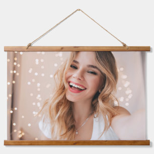 Je gezicht op een verjaardag gepersonaliseerd hangend wandkleed