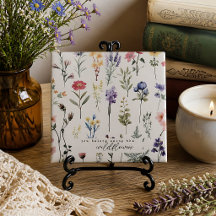 Je hoort tussen de wilde bloemen