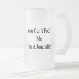Je kan me niet ontdoen dat ik een journalist ben. matglas bierpul