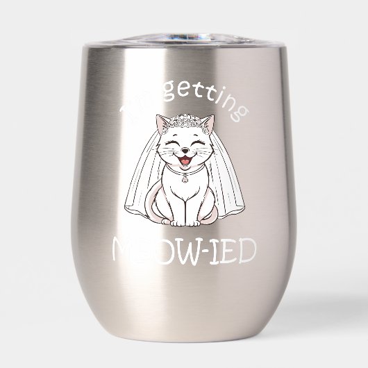 Je me fais Meow-ied ! (Avant)