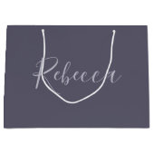 Je naam | Elegant Lavendel Script op Hazy Paarse Groot Cadeauzakje (Voorkant)