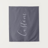 Je naam | Elegant Lavendel Script op Hazy Paarse Wandkleed (Voorkant)