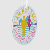 Je ne suis pas grand mais vous êtes juste court (devant)