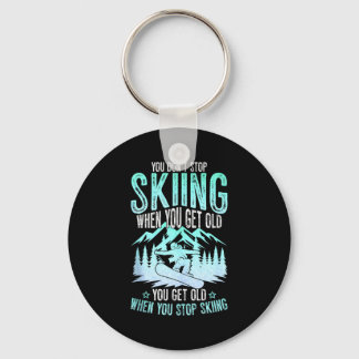 Je Stopt Niet Met Skiën Als Je Oud Bent Funny Skie Sleutelhanger