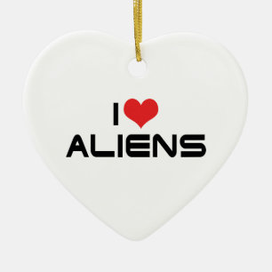 Je suis des ornements d'aliens