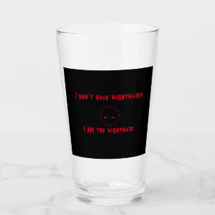Je suis la Tasse en Verre Cauchemardesque