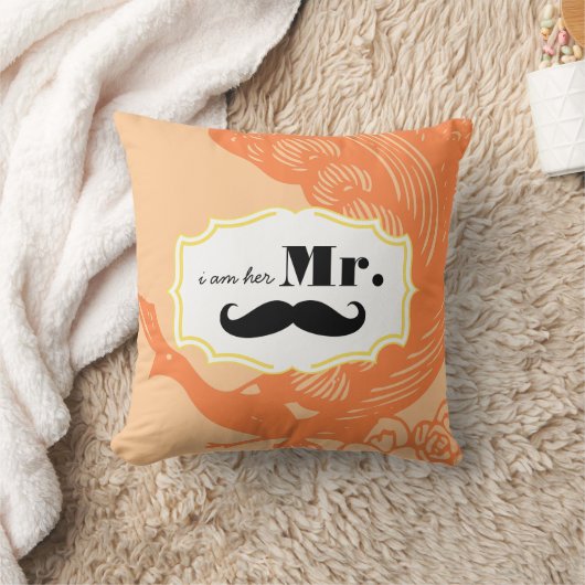 Je suis Son Coussin Mustache Peach Peacock (Couverture)