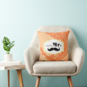 Je suis Son Coussin Mustache Peach Peacock (Chaise)