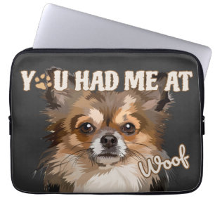 Je suis sous le charme de ton portrait de chien en laptop sleeve