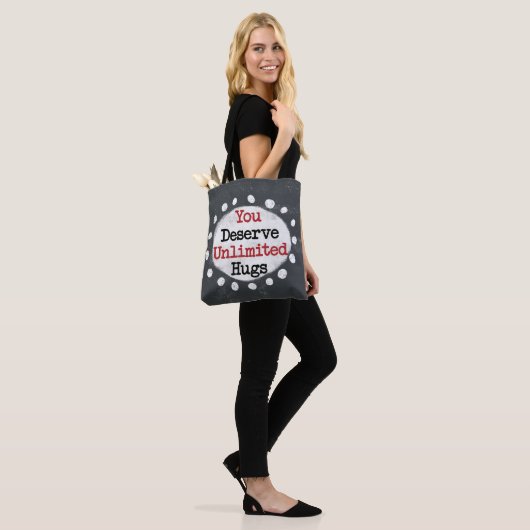 Je verdient onbeperkte knuffels Canvas tas (Op model)