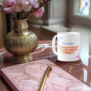 Je verraadt jezelf wanneer je vergeet dat zij je v koffiemok