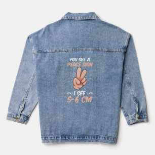 Je ziet een Vredesbord. Ik zie 5 6 cm vroedvrouw. Denim Jacket