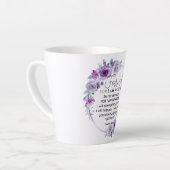 Jesaja 41:10 Vrees niet Paarse Bloemen Schrift Latte Mok (Linkerhoek)