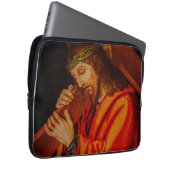 Jesus carrying the cross laptop case (Voorkant Rechts)
