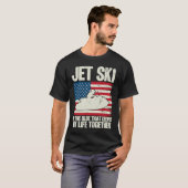 Jet Ski Keeps My Life Together American Flag T-shirt (Voorkant volledig)