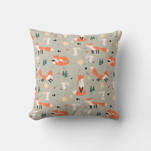 Jetez un oreiller au design moderne. (Recto)