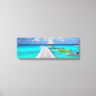 Jetty met boten in een tropische lagune canvas afdruk