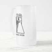 Jeu au-dessus de tasse d'enterrement de vie de (Devant gauche)