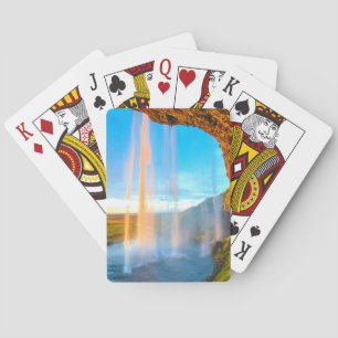 Jeu De Cartes Cascade au-dessus des rochers Photographie de la n