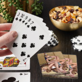 JEU DE CARTES COMBAT DANS UN TEEPEE (In Situ)