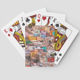 Jeu De Cartes Des maisons colorées sur la colline
