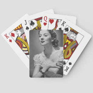 Jeu De Cartes Femme posant en studio
