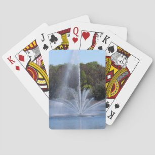 Jeu De Cartes Fontaine sur un lac